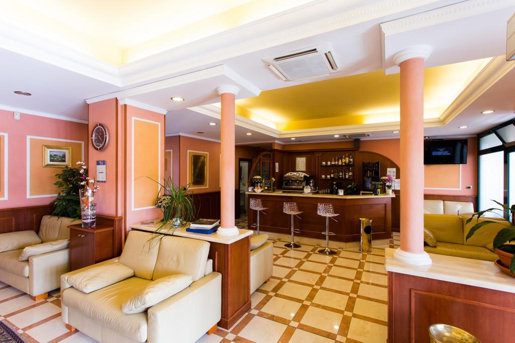 Vald Hotel Val della Torre Екстериор снимка