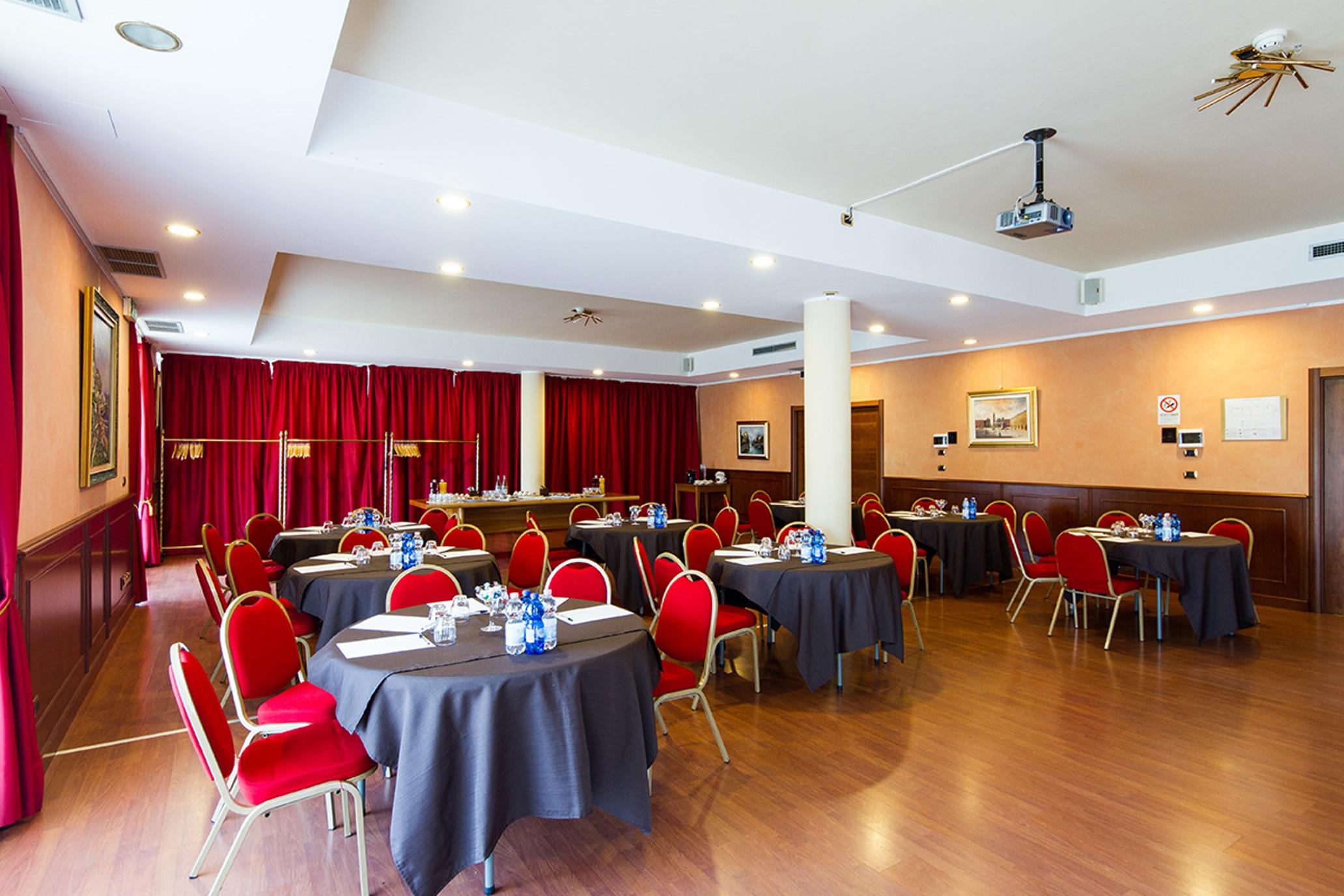 Vald Hotel Val della Torre Екстериор снимка