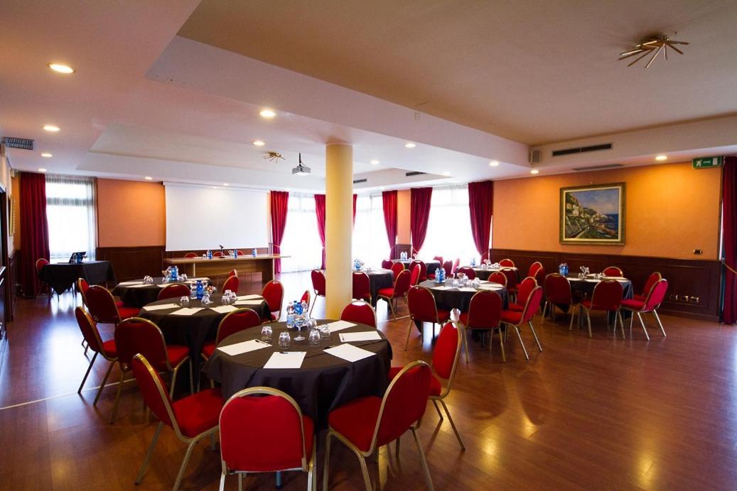 Vald Hotel Val della Torre Екстериор снимка