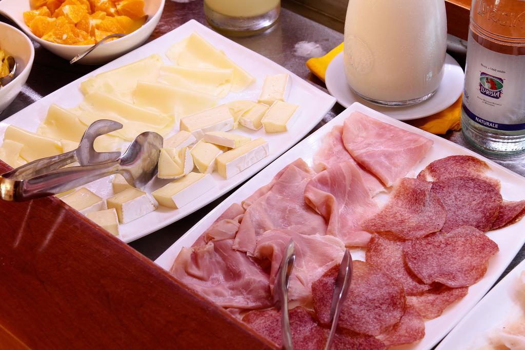 Vald Hotel Val della Torre Екстериор снимка